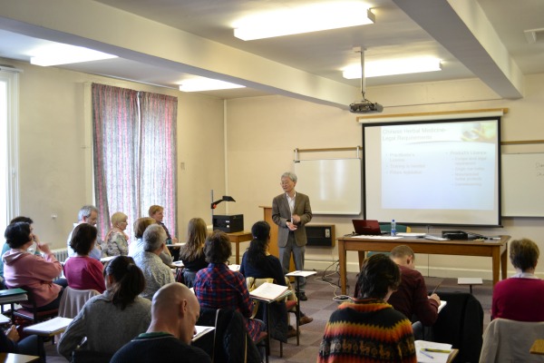 acupuncture-training-with-acupuncture-foundation